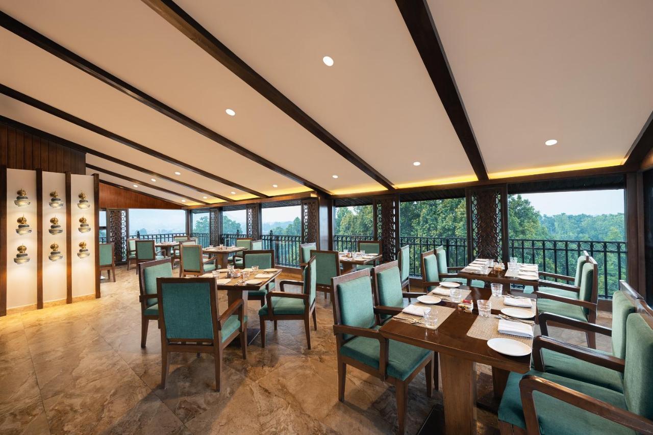 Golden Tulip Srinagar Hotel Kültér fotó